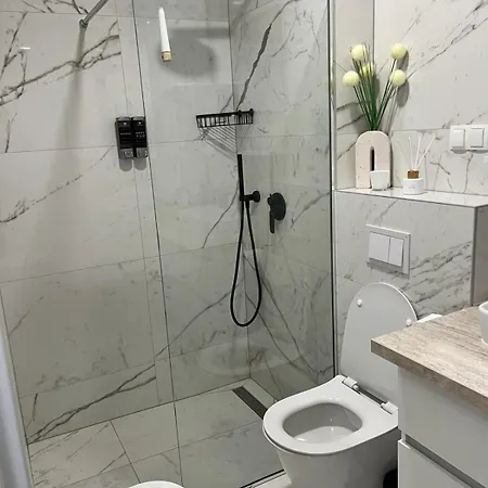 Luxury Palmview Mit Whirlpool Und Terrasse