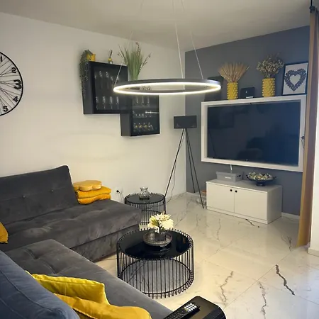 Luxury Palmview Mit Whirlpool Und Terrasse * Trogir